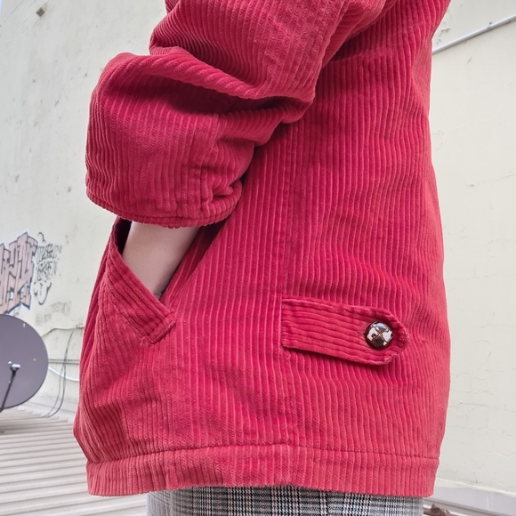 Red corduroy jacket with plaid lining - Picture 9 of 15